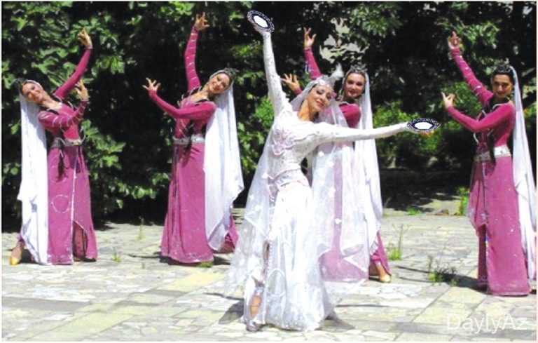 Nəlbəki Rəqsi Nədir? Tarixi, Mənası və İfa Xüsusiyyətləri | Azərbaycan Xalq Rəqsi