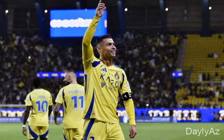 Ronaldo 960-cı qoluna çatdı