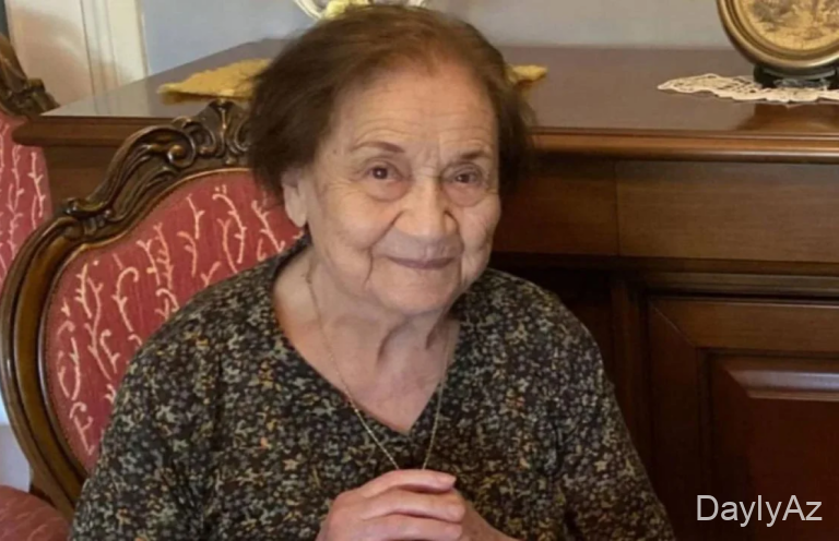 Türkiyəli məşhur sənətçi vəfat etdi – FOTO