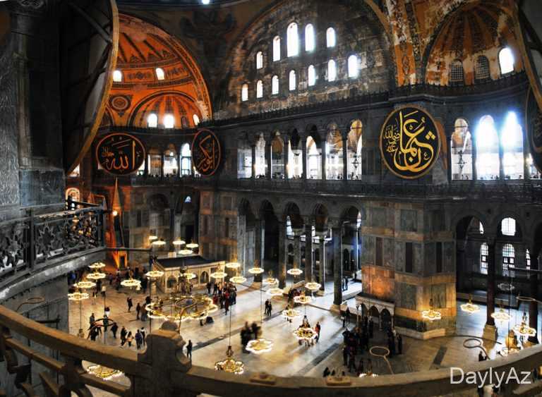 Aya Sofya Tarixi və Memarlığı – İstanbulun Mədəniyyət Şah Əsəri