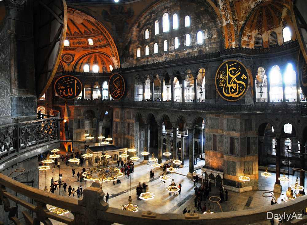 Aya Sofya Tarixi və Memarlığı – İstanbulun Mədəniyyət Şah Əsəri