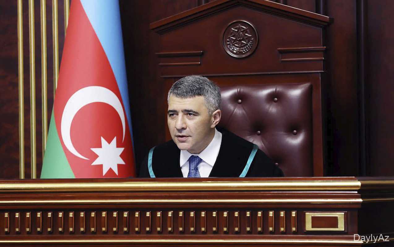 Ali Məhkəmə Plenumunun ötən ilin yekunlarına həsr olunmuş iclası keçirilib 
							 – Fotolar