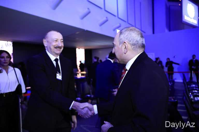 Prezidentlər Davosda bir araya gəldilər