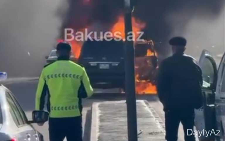 Bakıda “Prado” avtomobili tamamilə yanıb – Video