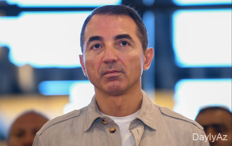 Adnan Əhmədzadənin həbsdə saxlanılma müddəti uzadılıb