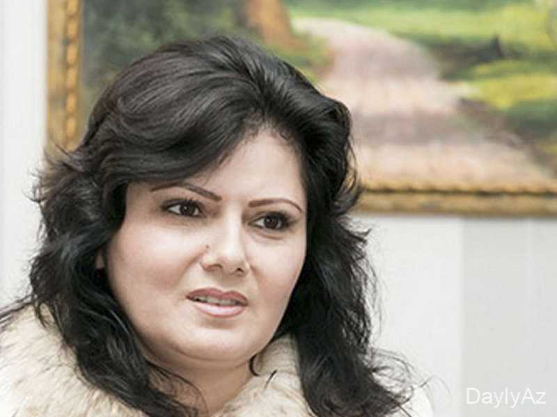 Aşıq Zülfiyyə yeni anadan gəlib dünyaya gətirdiyi nəvəsini göstərdi – FOTO