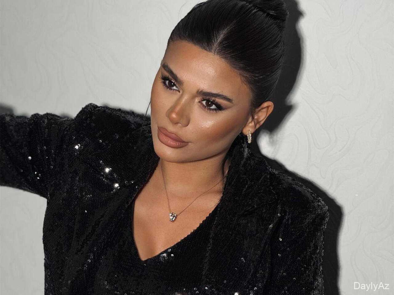 “Ailəm dağılanda məni axtarmayıb: Mugənni Aysun İsmayılova atası ilə bağlı səmimi etirafı”