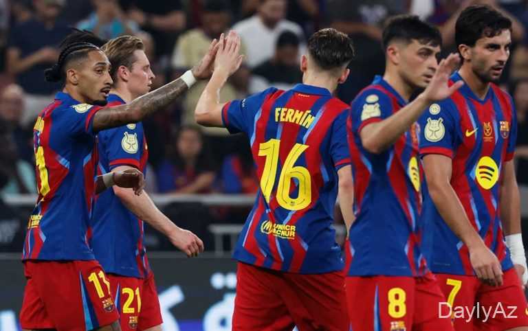 “Barselona” İspaniyanın Super Kubokunu finala apardı