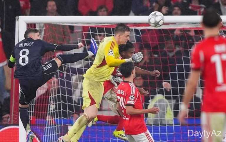 Qapıçı sonuncu dəqiqədə qol vurdu, komandası pley-off-a çıxdı 
							 – Video