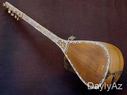 Qopuz Aləti Nədir? Tarixi, Quruluşu və Türk Mədəniyyətində Yeri