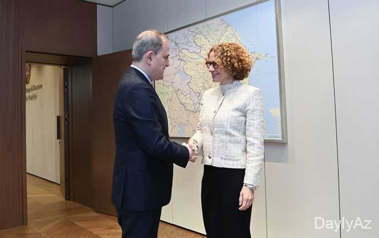 Ceyhun Bayramov NATO nümayəndəsi ilə görüşdü 
							 – Fotolar