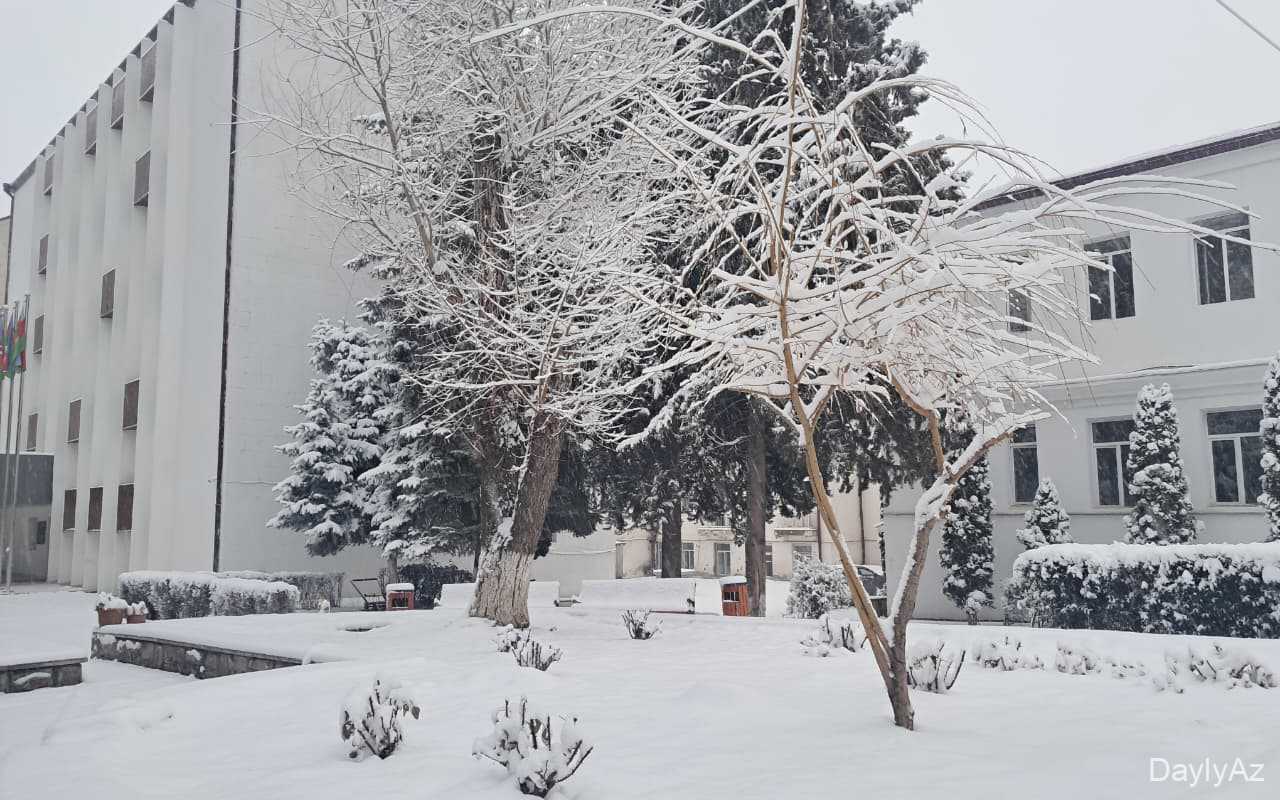 Xankəndiyə güclü qar yağır 
							 – Video – Fotolar