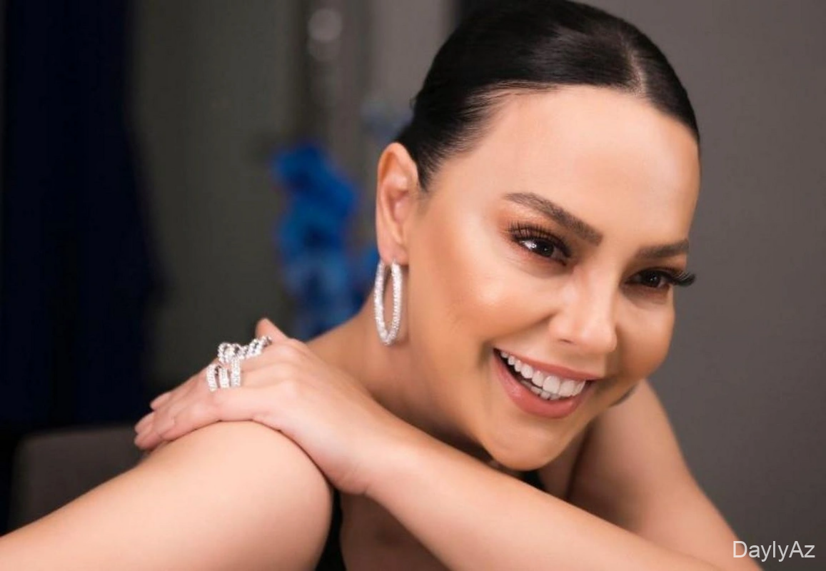 Ebru Gündeş 30 il ÖNCƏ – VİDEO