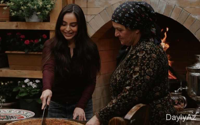 Leyla Əliyeva Əzizə xalanın mətbəxindən video paylaşdı 
							 – Səmimi görüntülər