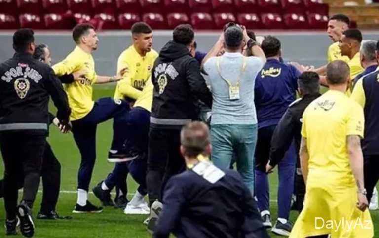 Məhkəmə onları cəzalandırsa da, hökmü təxirə saldı