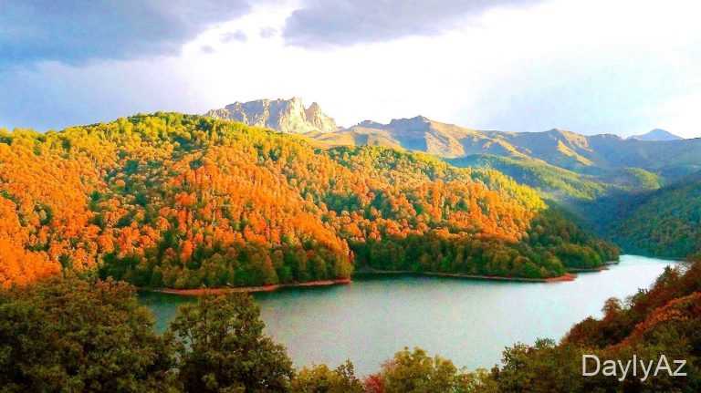 Göygöl Haqqında Məlumat – Azərbaycanın Ən Gözəl Dağ Gölü və Göygöl Milli Parkı