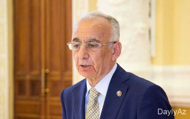 Hacıbala Abutalıbov bu kəndə köçüb