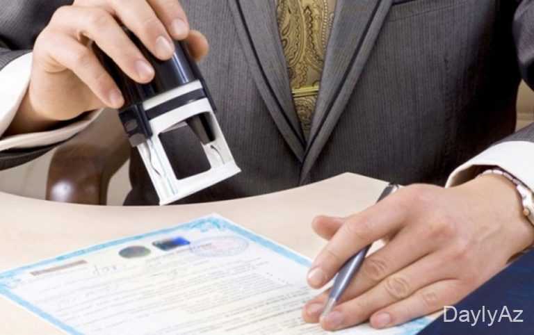 Hüquqi şəxslərin dövlət reyestri qaydalarına yenidən baxış edilib