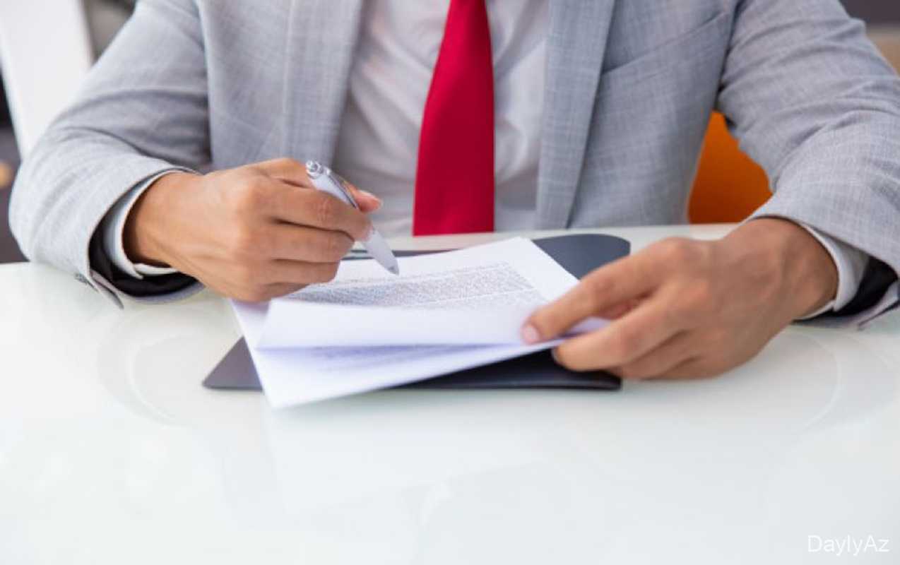 Xüsusi icra məmurlarının fəaliyyətini yoxlaya biləcək qaydalar təsdiqləndi