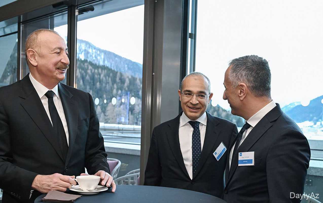 İlham Əliyevin “Azərbaycan rəhbərliyi ilə səhər yeməyi” adlı tədbirdən 
							 – Fotoları
