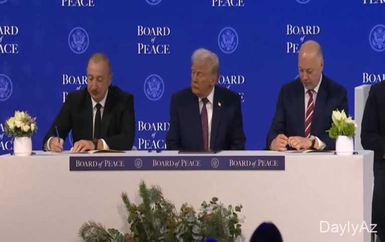 Prezident həmin sənədi imzaladı 
							 – Foto