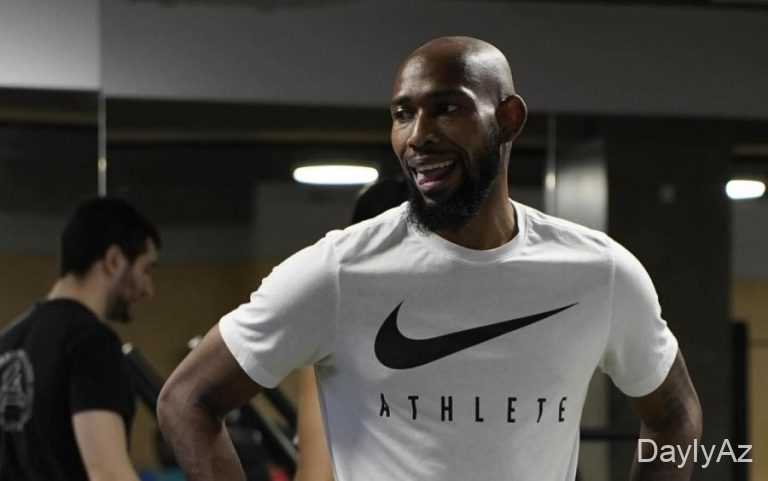 Əslində, buraya əlimizdən gələni etməyə gəlmişdik