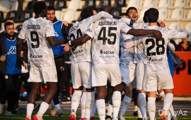 “Neftçi” “Kayrat”ı 3 qolla məğlub edib.