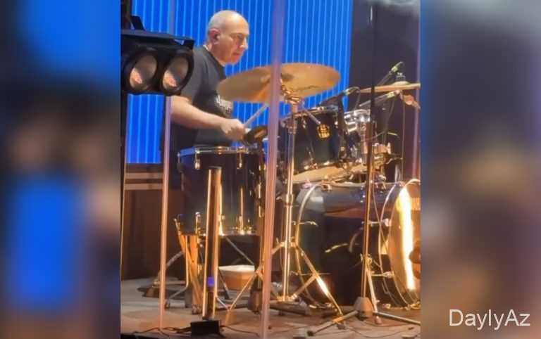 Paşinyan İrəvanda konsert təşkil etdi 
							 – Video