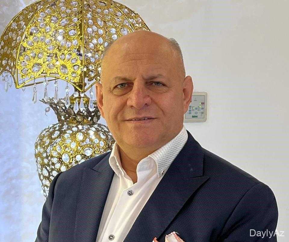 Mahnını oxuyandan əvvəl müəlliflərlə məsləhətlən