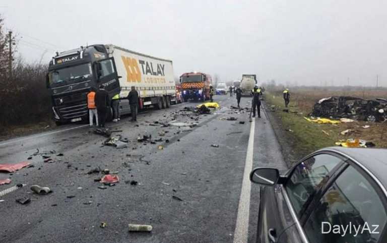 Fransaya gedən PAOK tərəfdarları yol hadsiəsində öldülər