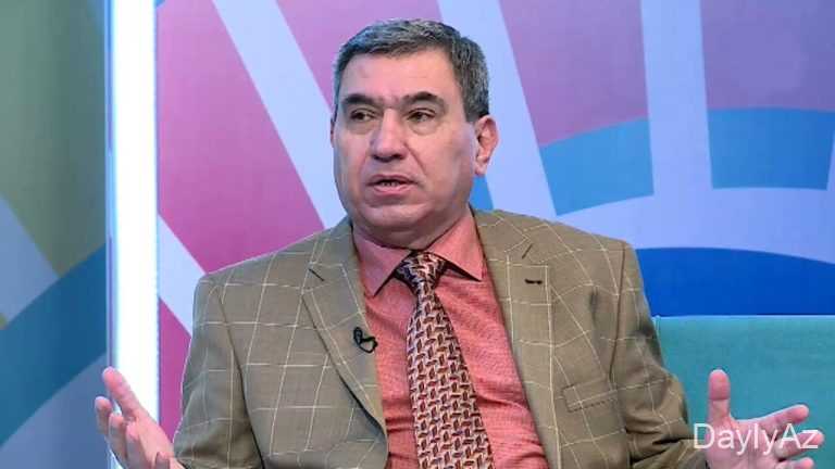 Ailələri ilə danışmır