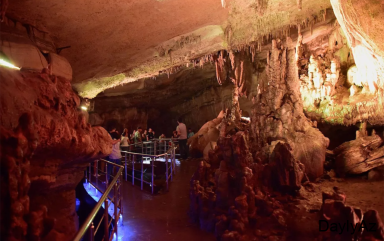 Gürcüstanda bu turizm obyekləri bağlandı