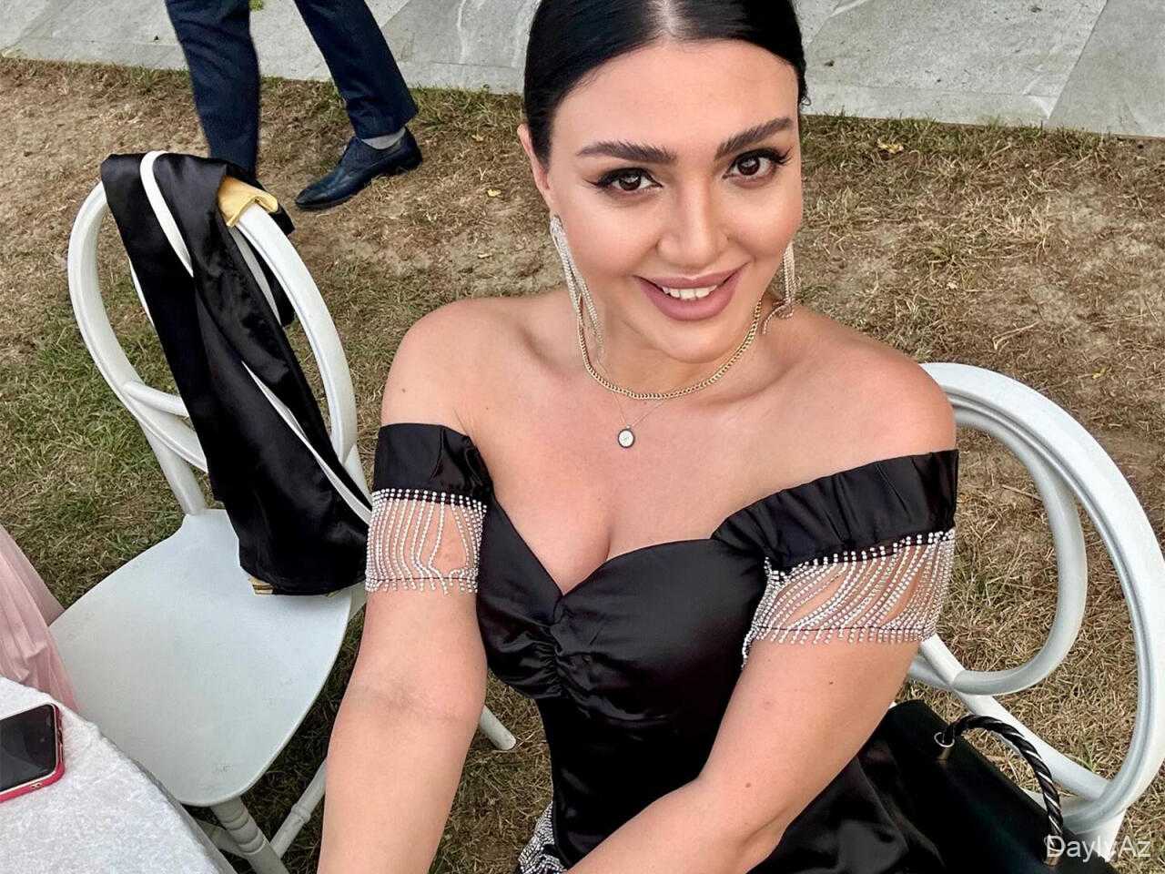 Müğənni Sevinc Ağaşirinovaya bağlı canlı efirdə səsləndirilən məlumatlar mübahisələrə səbəb oldu