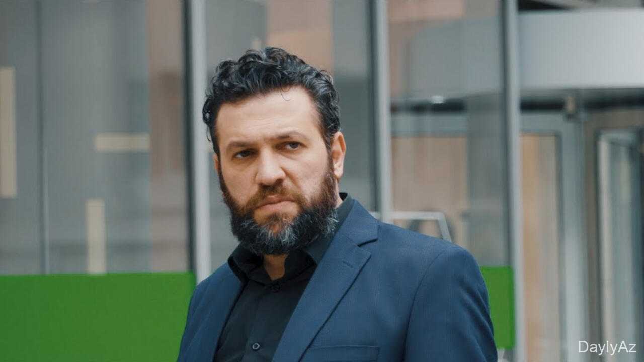 Aktyorun səmimi etirafı: Belə anları yaşamışdır, nəsə etməliyəm