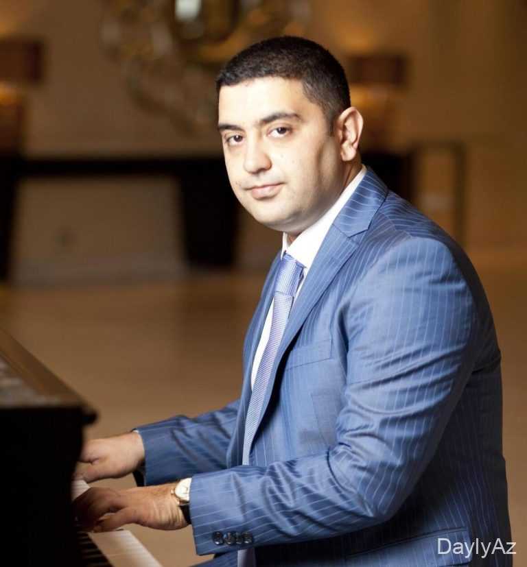 Həbsdə olan məşhur bəstəkardan azad edilib