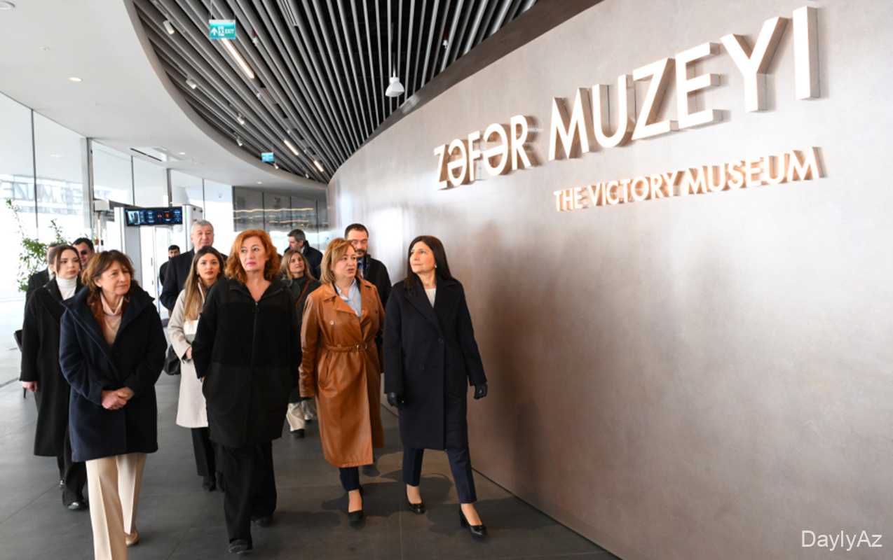 Bakıda Zəfər muzeyini ziyarət etdi 
							 – Fotolar