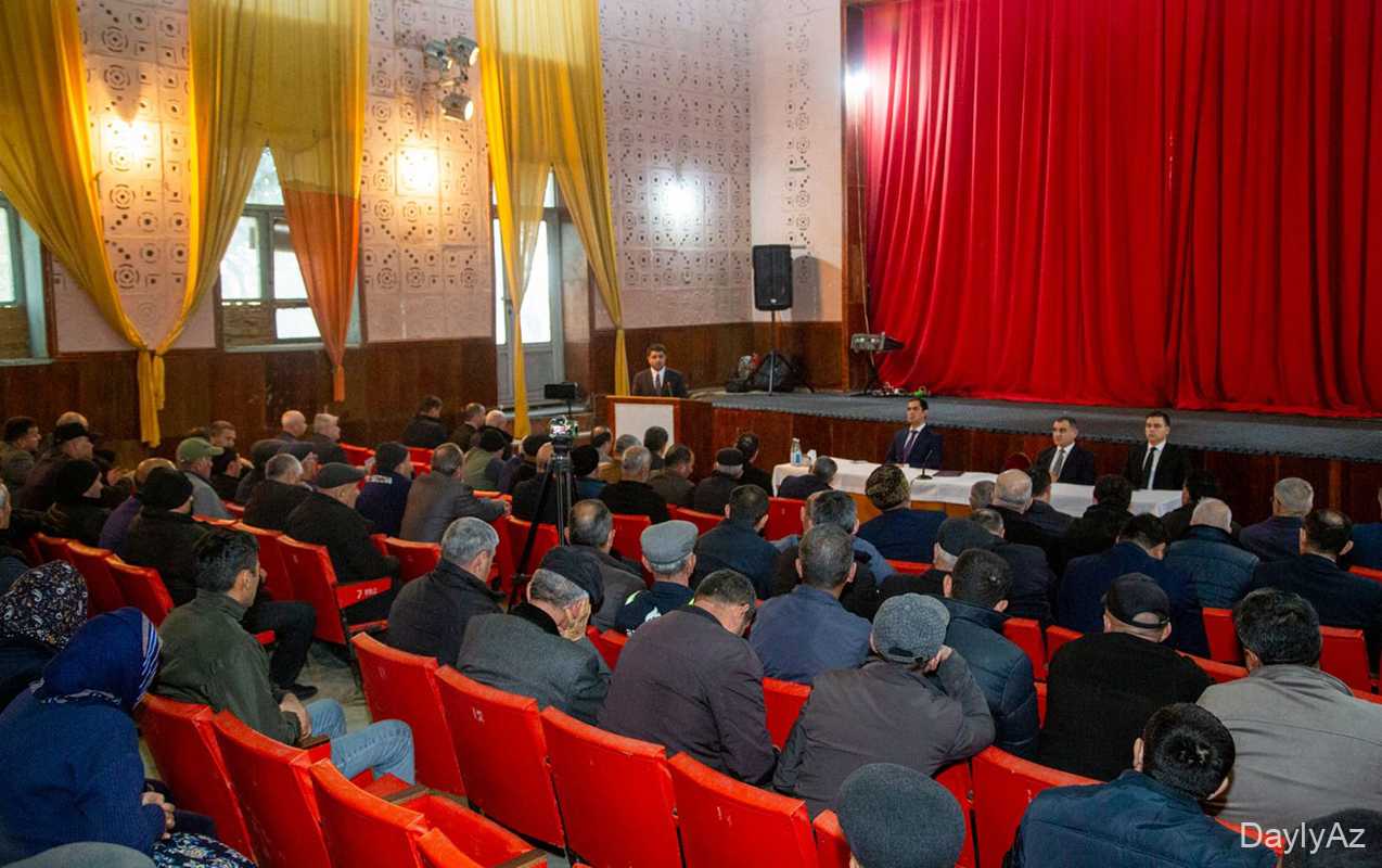 Neftçalanın icra başçısı səyyar görüş keçirdi 
							 – Fotolar