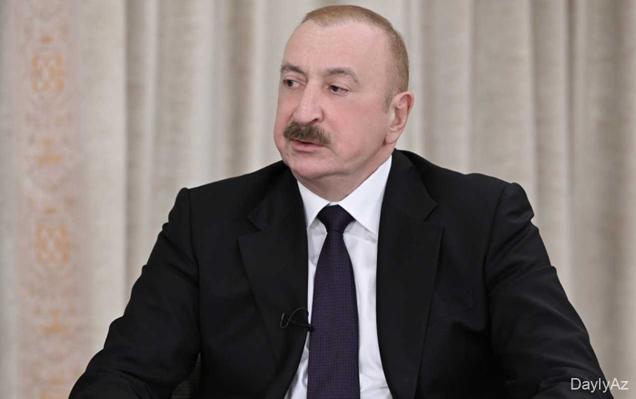 “Məndən məşhur Ermənistanın Baş naziri ilə eyni fikirdə olmalı olacaq”