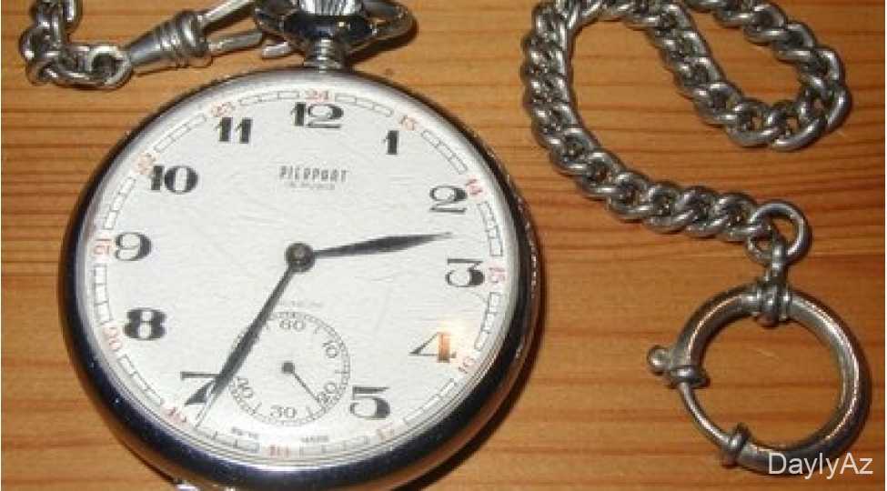 Mexaniki Saatlar Haqqında – Tarix, İşləmə Prinsipi və Müasir Rolu