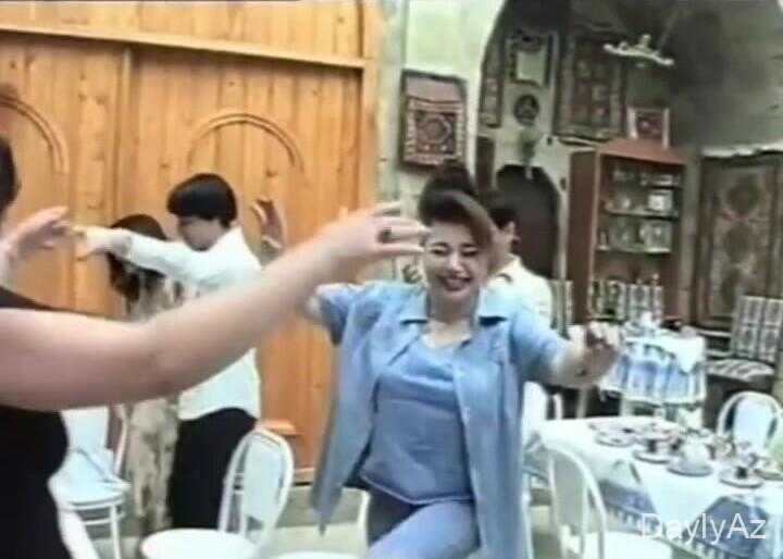 Mühakimə görüntüləri kövrəldi – Nəsibə Zeynalova və Xanım Qafarova arxivi görüntülər