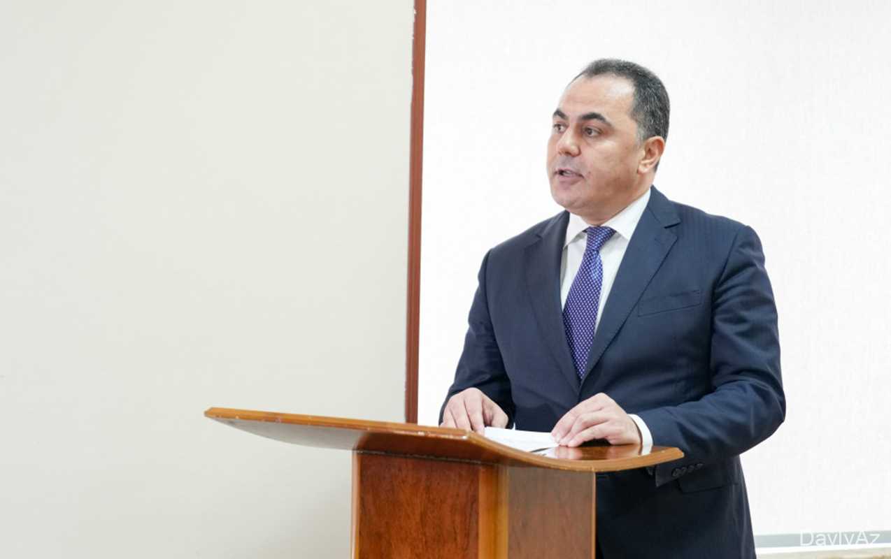 Naxçıvanın baş naziri vəzifəyə təqdim olundu