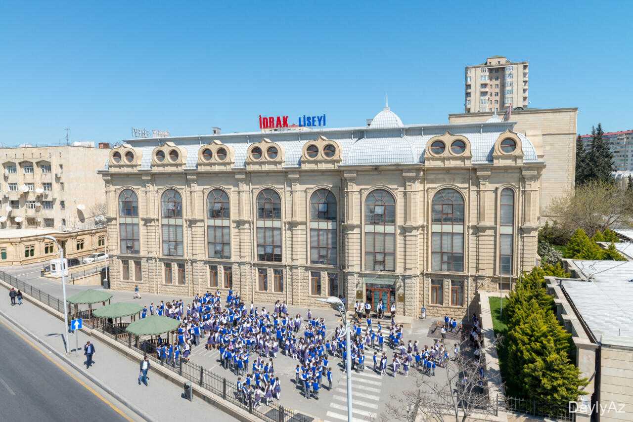 “İdrak” liseyində bu məşhurların övladları da təhsil alıblar, lakin şöhrətə səbəb hadisə baş vermədi