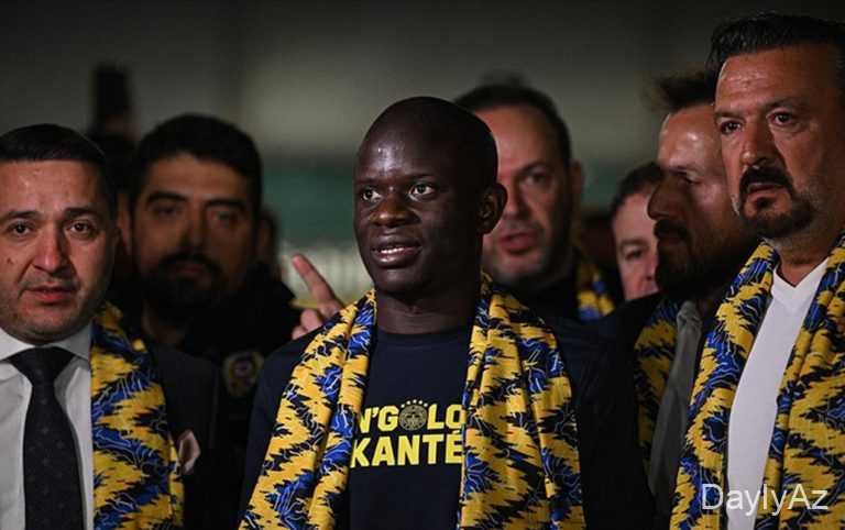 Nqolo Kante İstanbulda