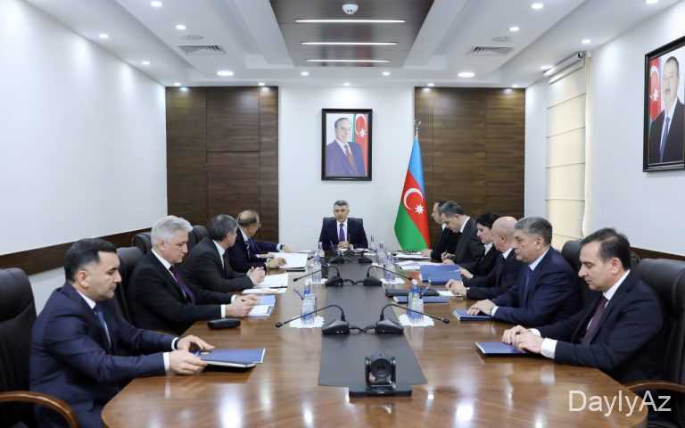 Hakimlərin Seçki və Qiymətləndirilməsi komitələrinə üzvlər seçildi