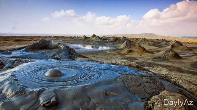 Dünyanın Ən Böyük Palçıq Vulkanı Harada Yerləşir?