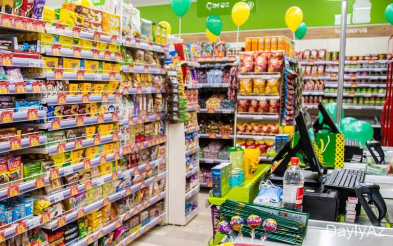 Marketdə müştəri öldü