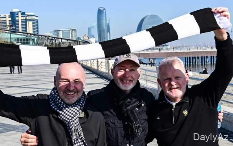 “Nyukasl”lıların Bakı gəzintisi 
							 – Fotolar