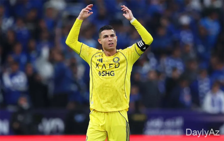 Ronaldo etirazı dayandırdı