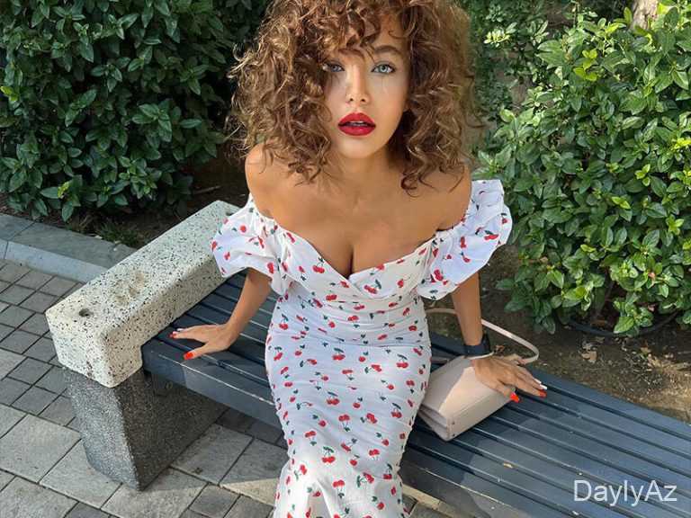 “Tanımadığım insanla toxunarkən əl yuyuram”