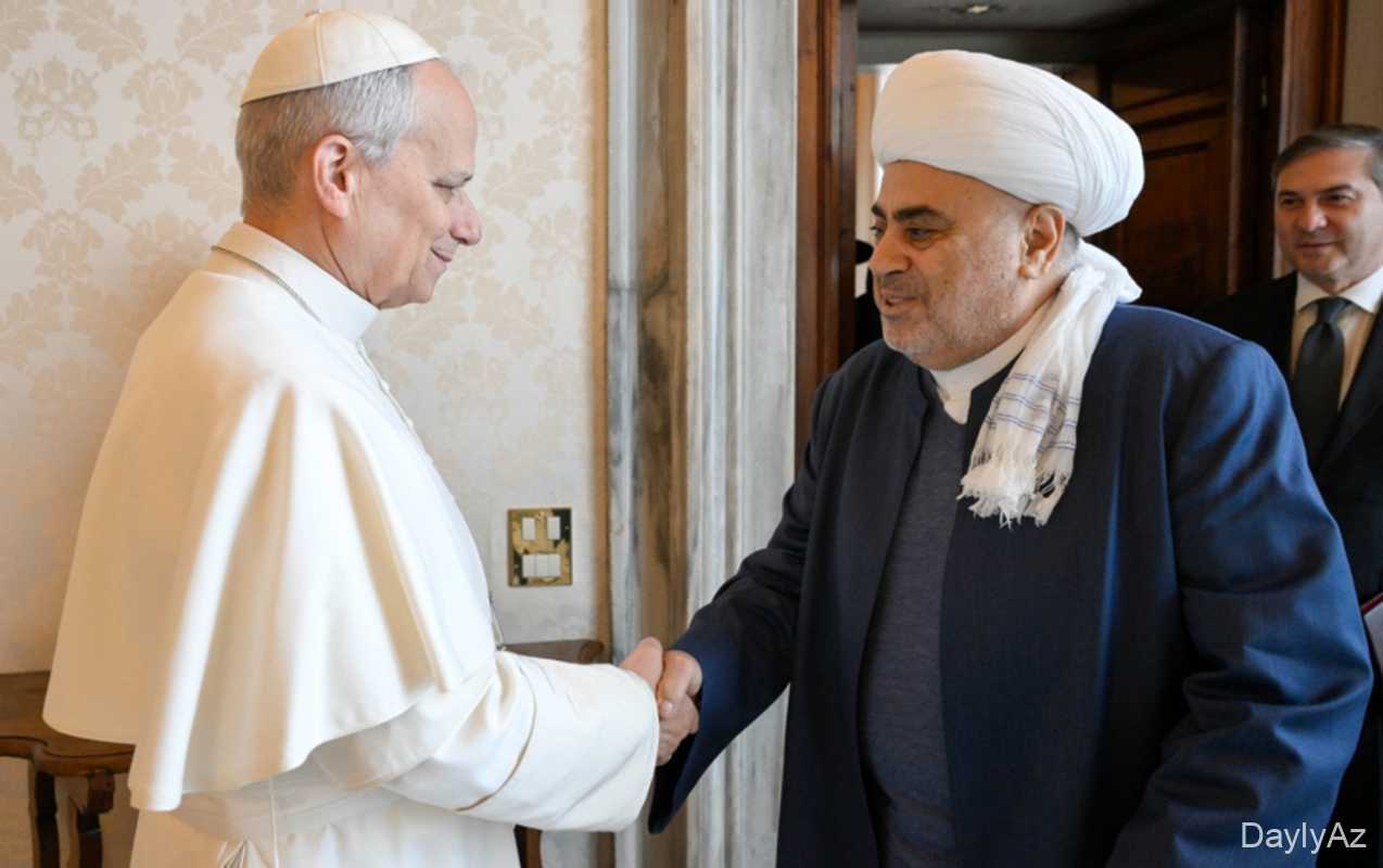 Allahşükür Paşazadə Roma Papası ilə görüşdü 
							 – Fotolar